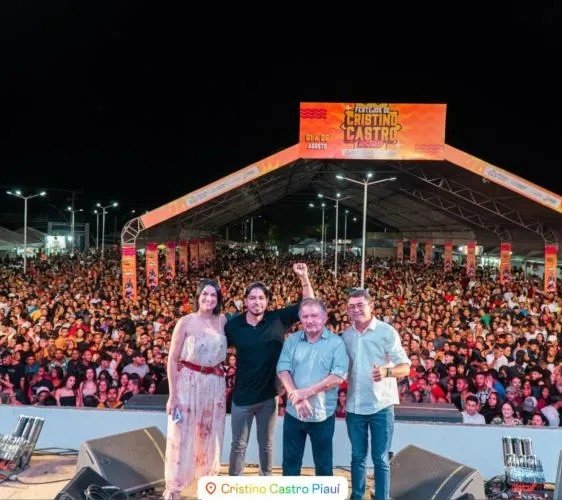 Silvano Sales arrasta multidão no 2º dia dos Festejos de Cristino Castro